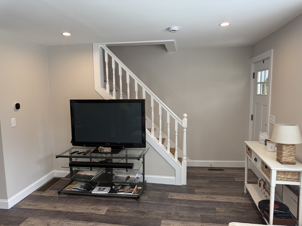 51 Mill St # 51