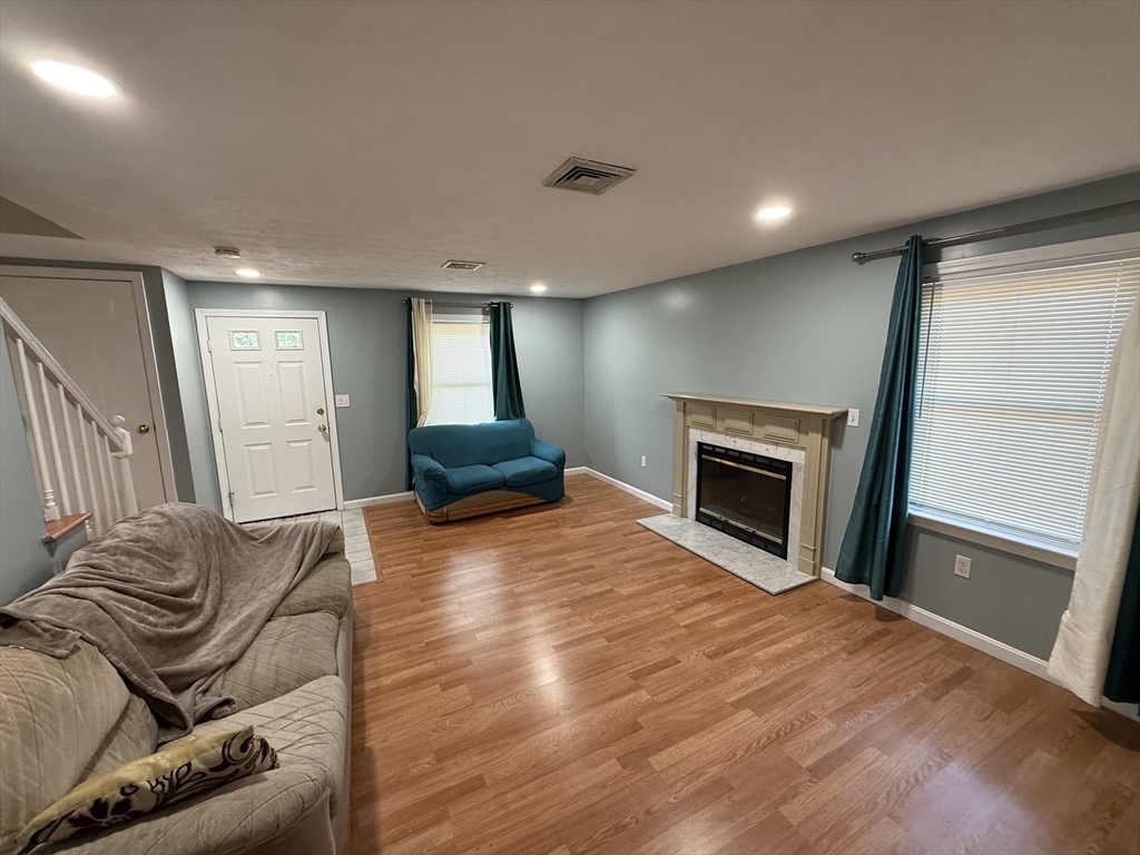 30 Cadogan Way # 30