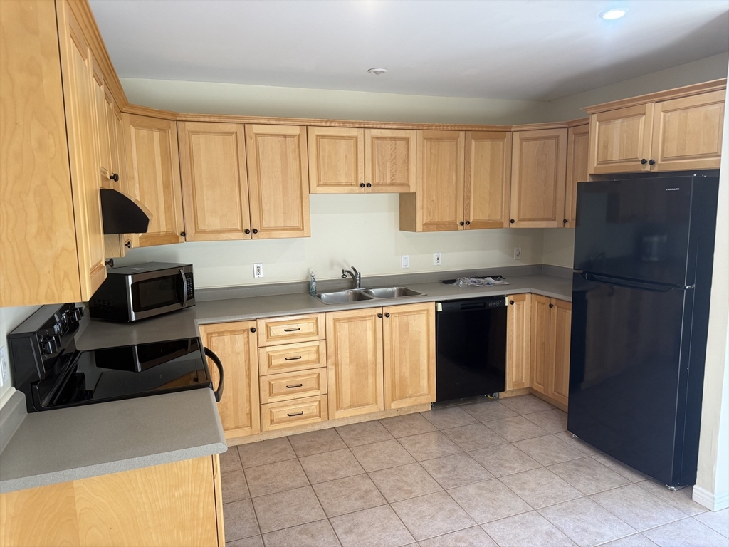 8 Intervale Ct # B