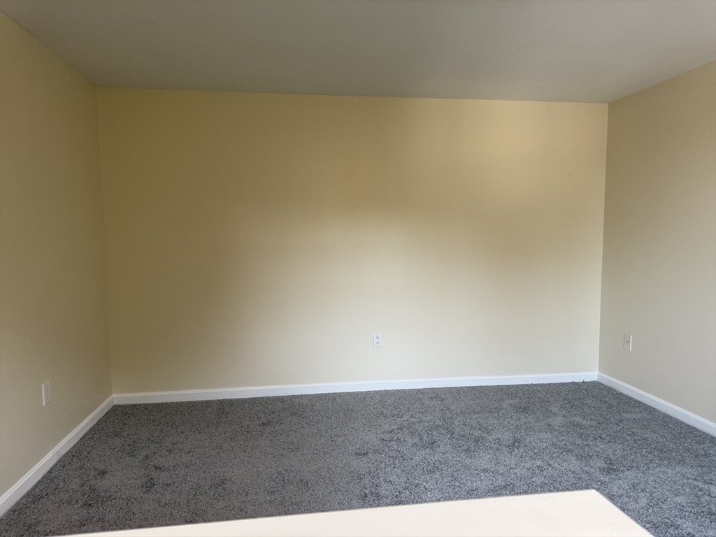 8 Intervale Ct # B