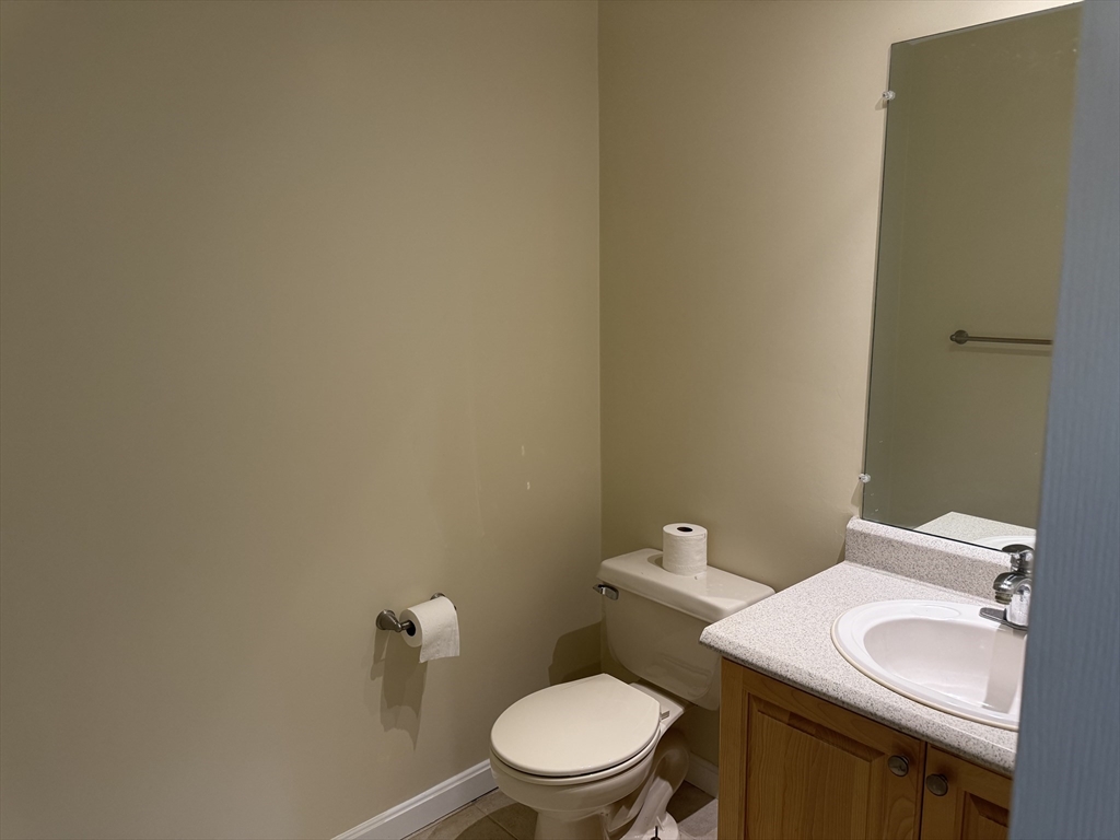 8 Intervale Ct # B