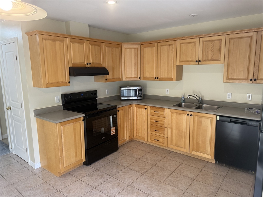 8 Intervale Ct # B
