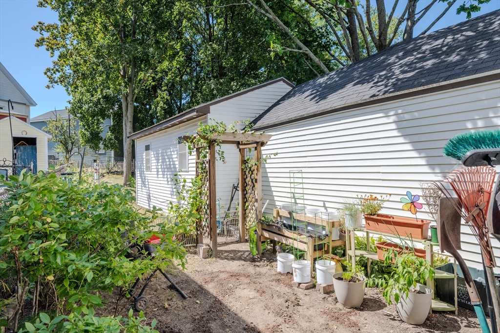 35 Prospect St