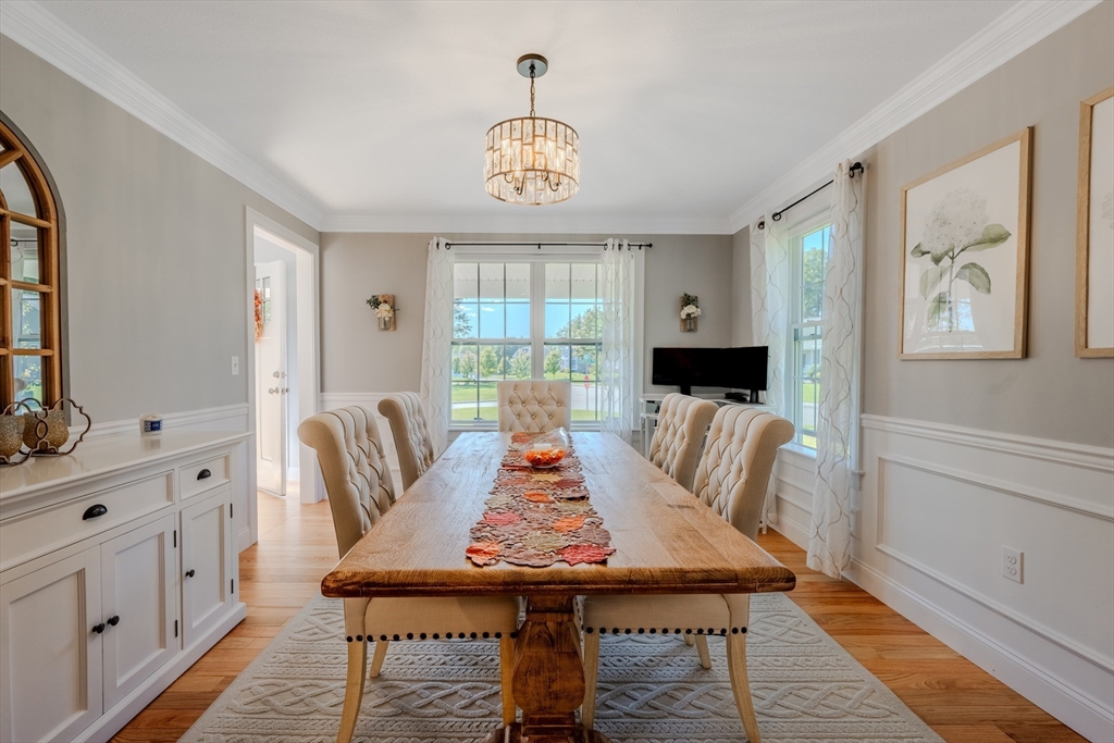 12 Hayfield Rd