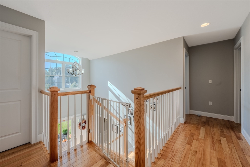 12 Hayfield Rd