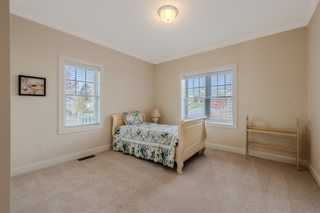 67 Fox Hill Ln # 67