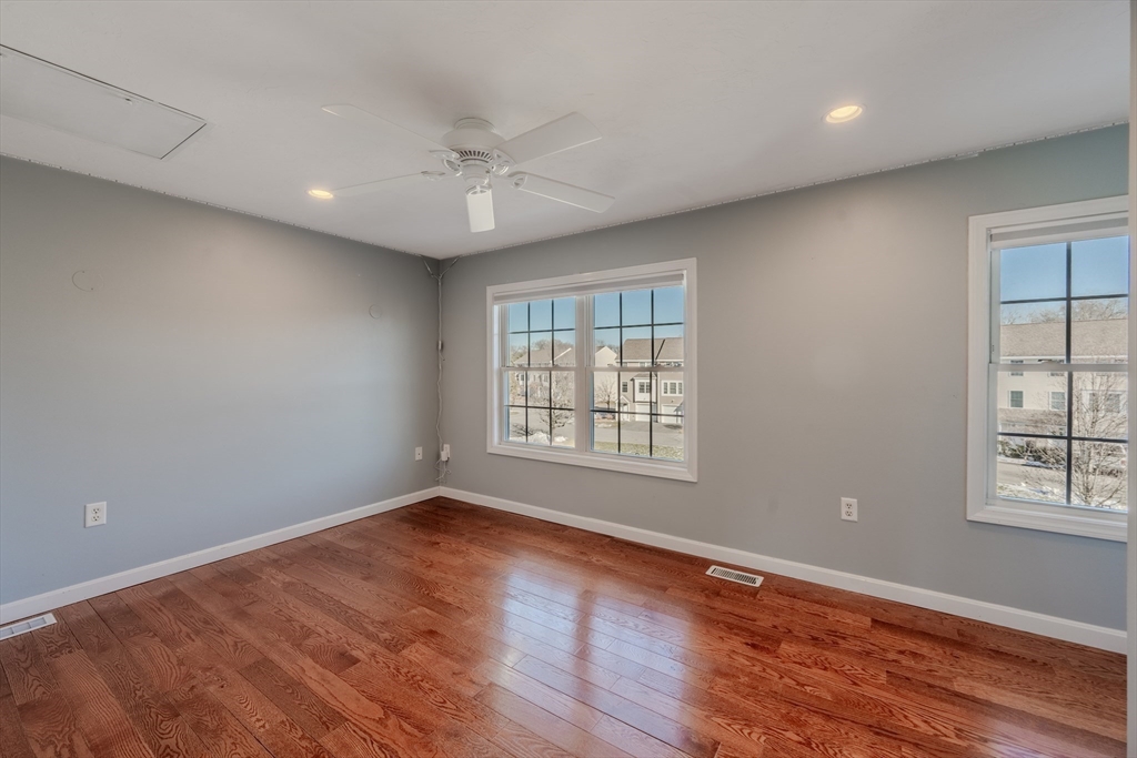 41 Boston Rd # 351