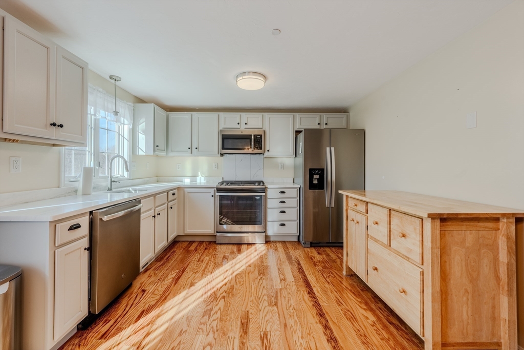 41 Boston Rd # 351