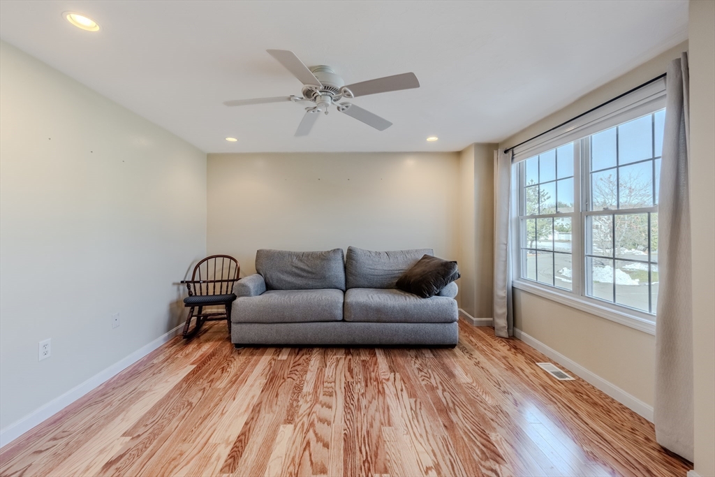 41 Boston Rd # 351