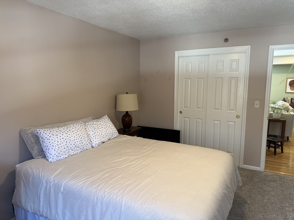 124 Tennis Plaza Rd # 21