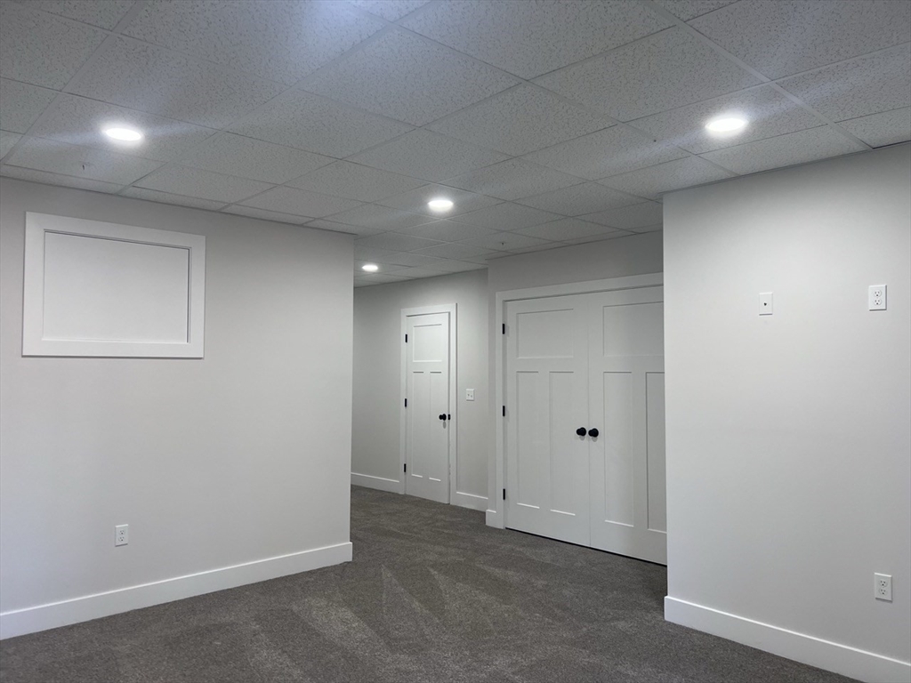 112 Genest St # 10