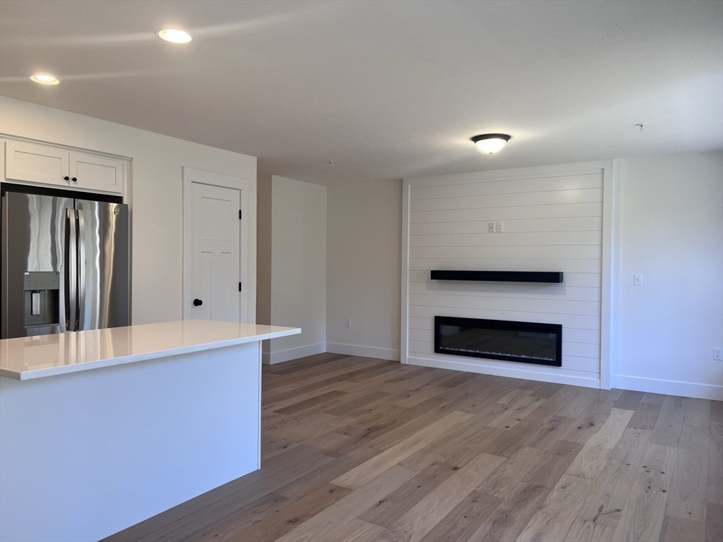 112 Genest St # 13