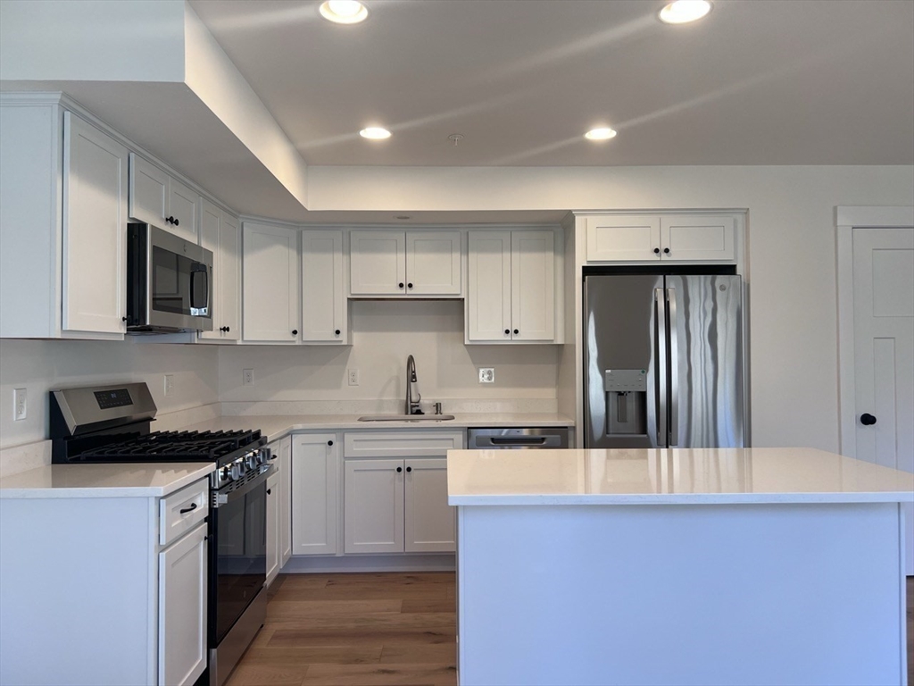 112 Genest St # 13