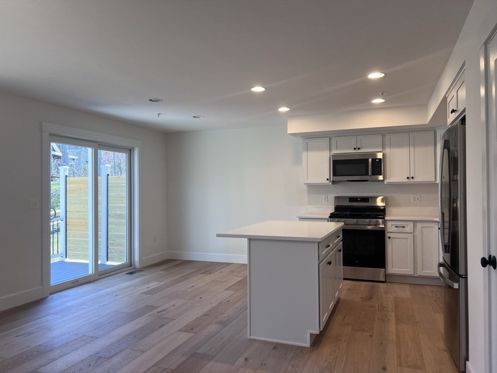 112 Genest St # 13
