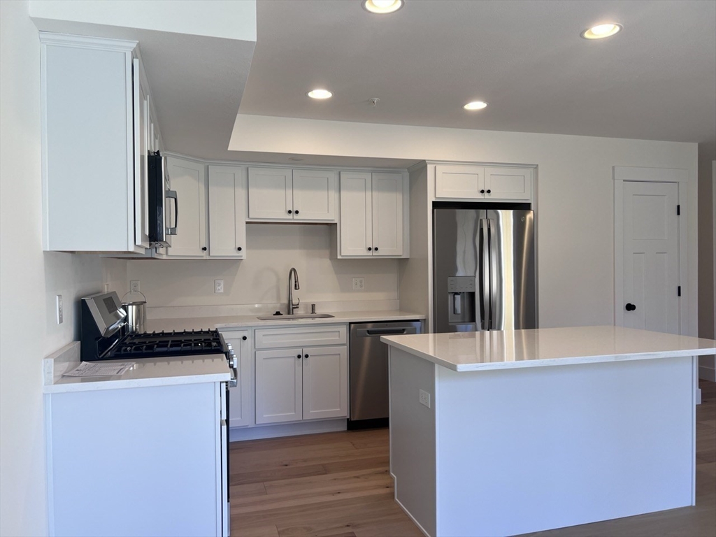 112 Genest St # 15