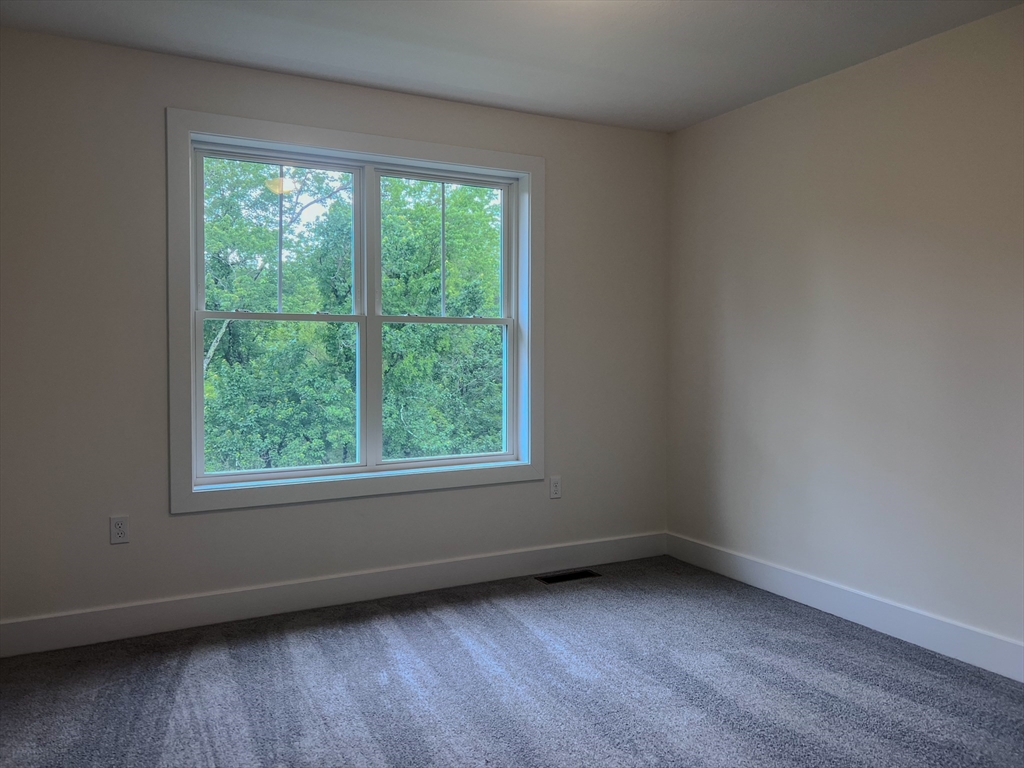 112 Genest St # 8