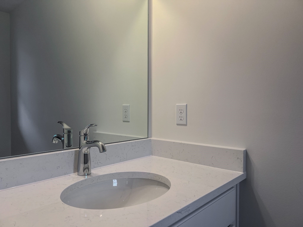 112 Genest St # 8