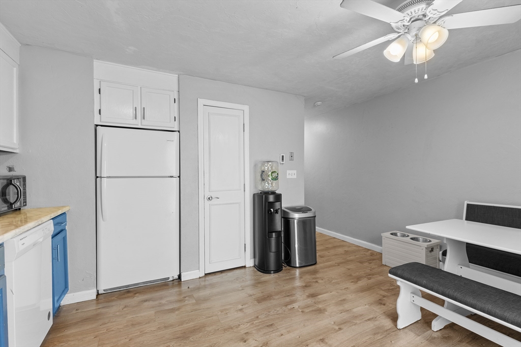 300 Falmouth Rd # 20D