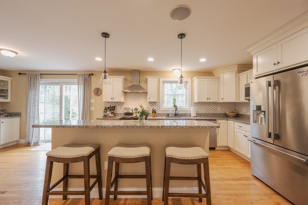 85 Nassau St