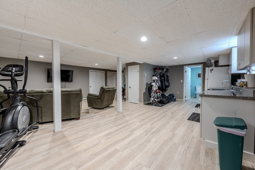 41 Indian Hill Rd