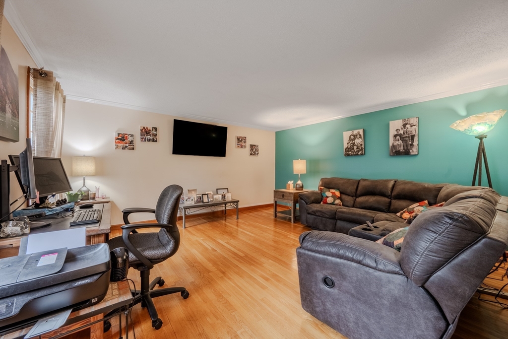 41 Indian Hill Rd