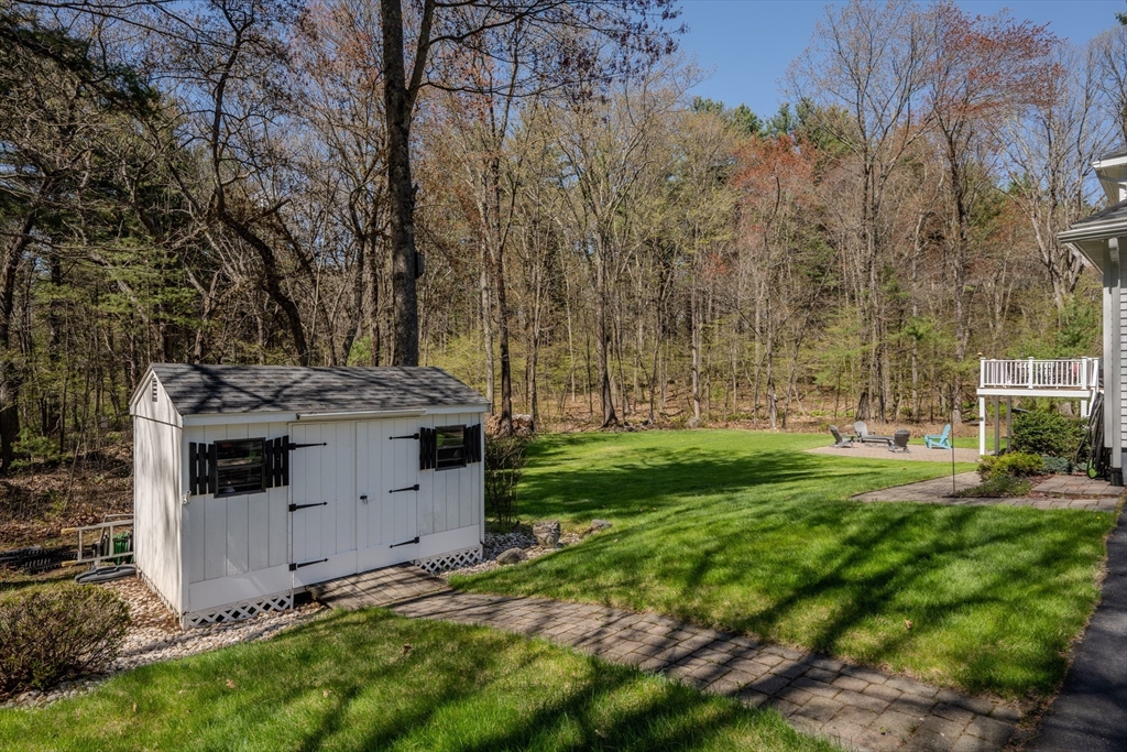 41 Indian Hill Rd