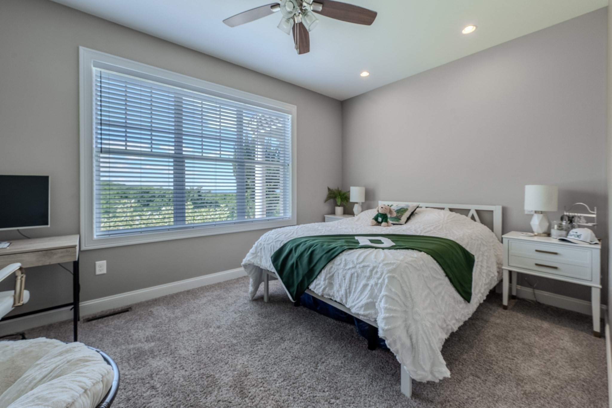 110 Munsing Rdg
