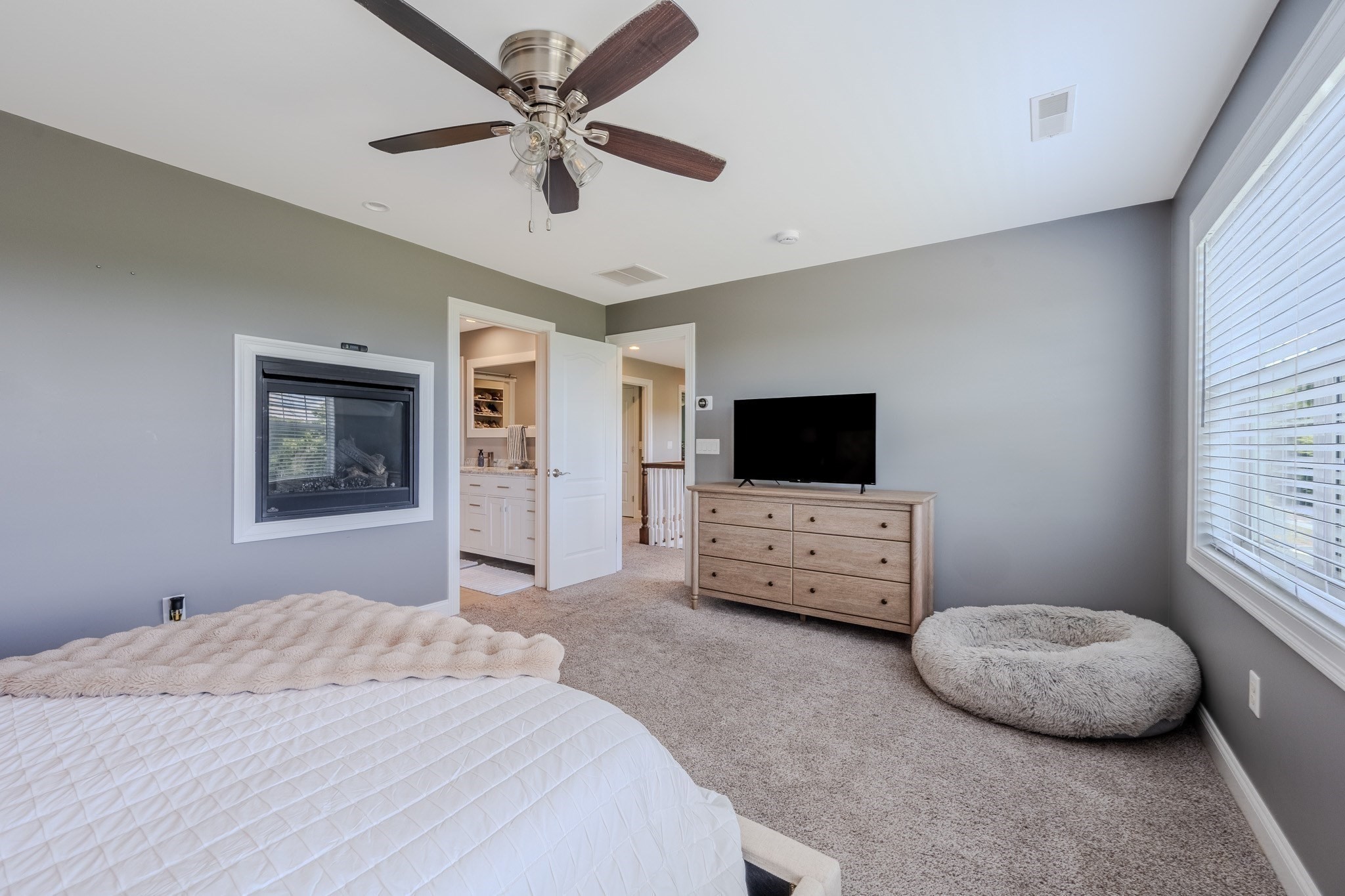 110 Munsing Rdg