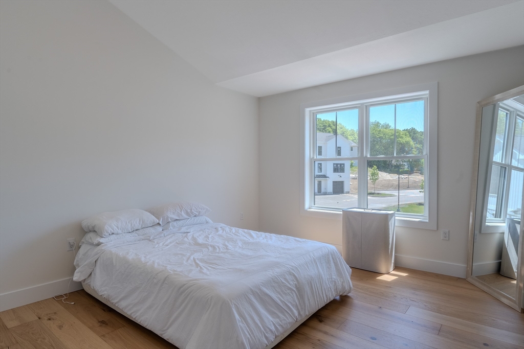112 Genest St # 12