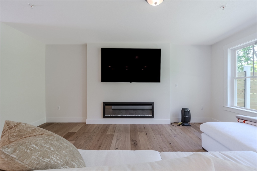 112 Genest St # 12