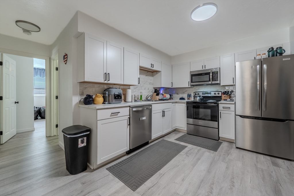 229 Vernon St # 3