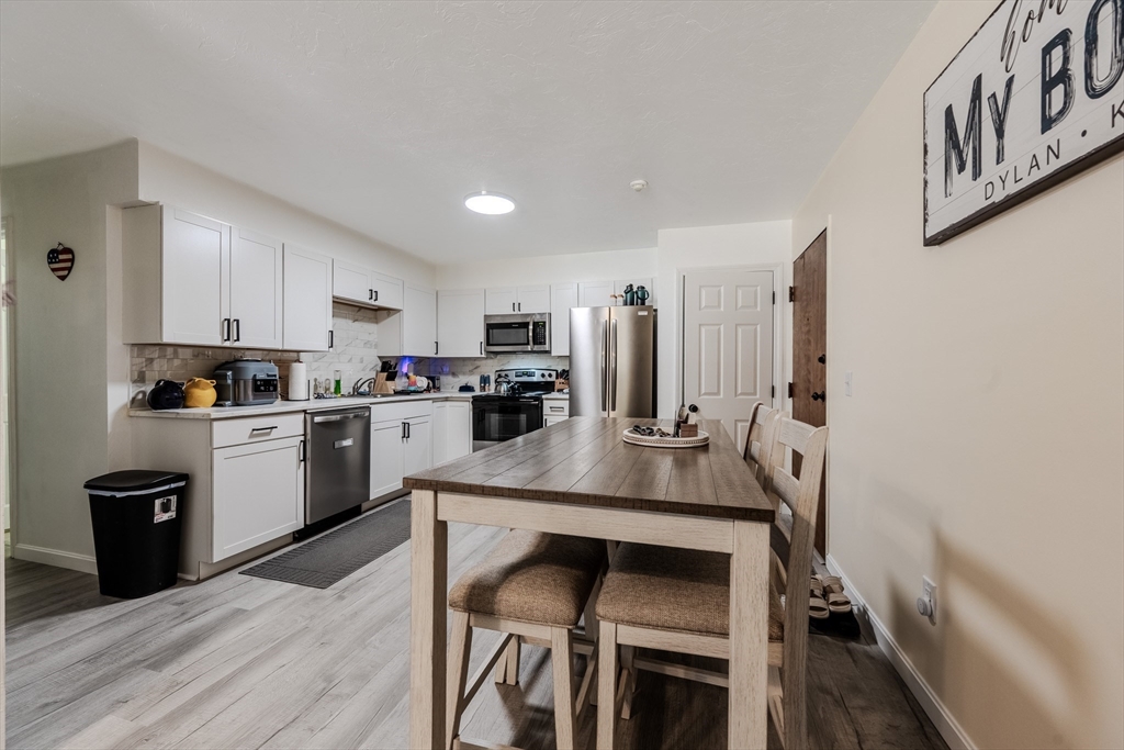 229 Vernon St # 3
