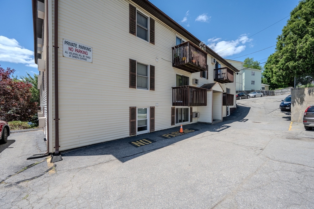 229 Vernon St # 3