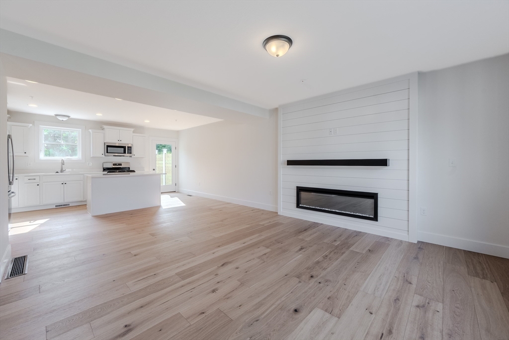 112 Genest St # 17
