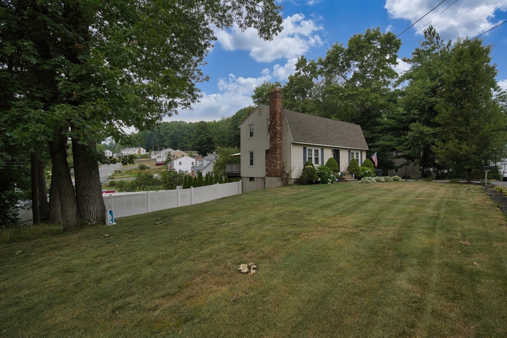 62 Dexter Ave