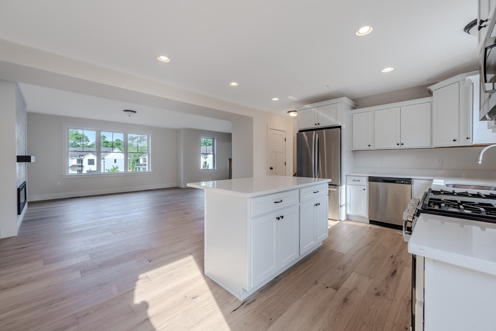 112 Genest St # 16