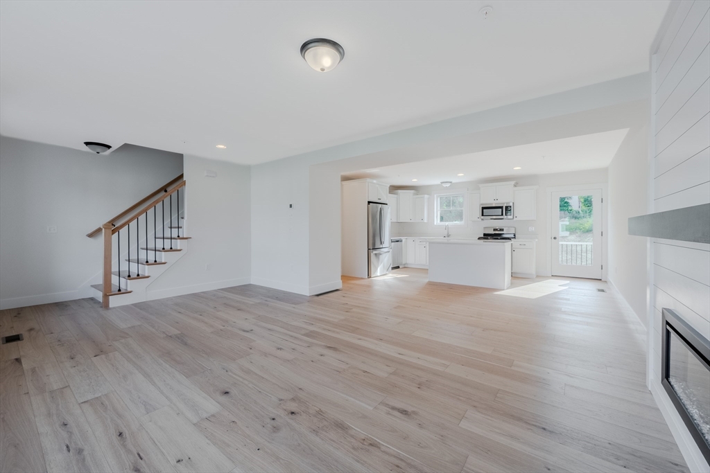 112 Genest St # 16