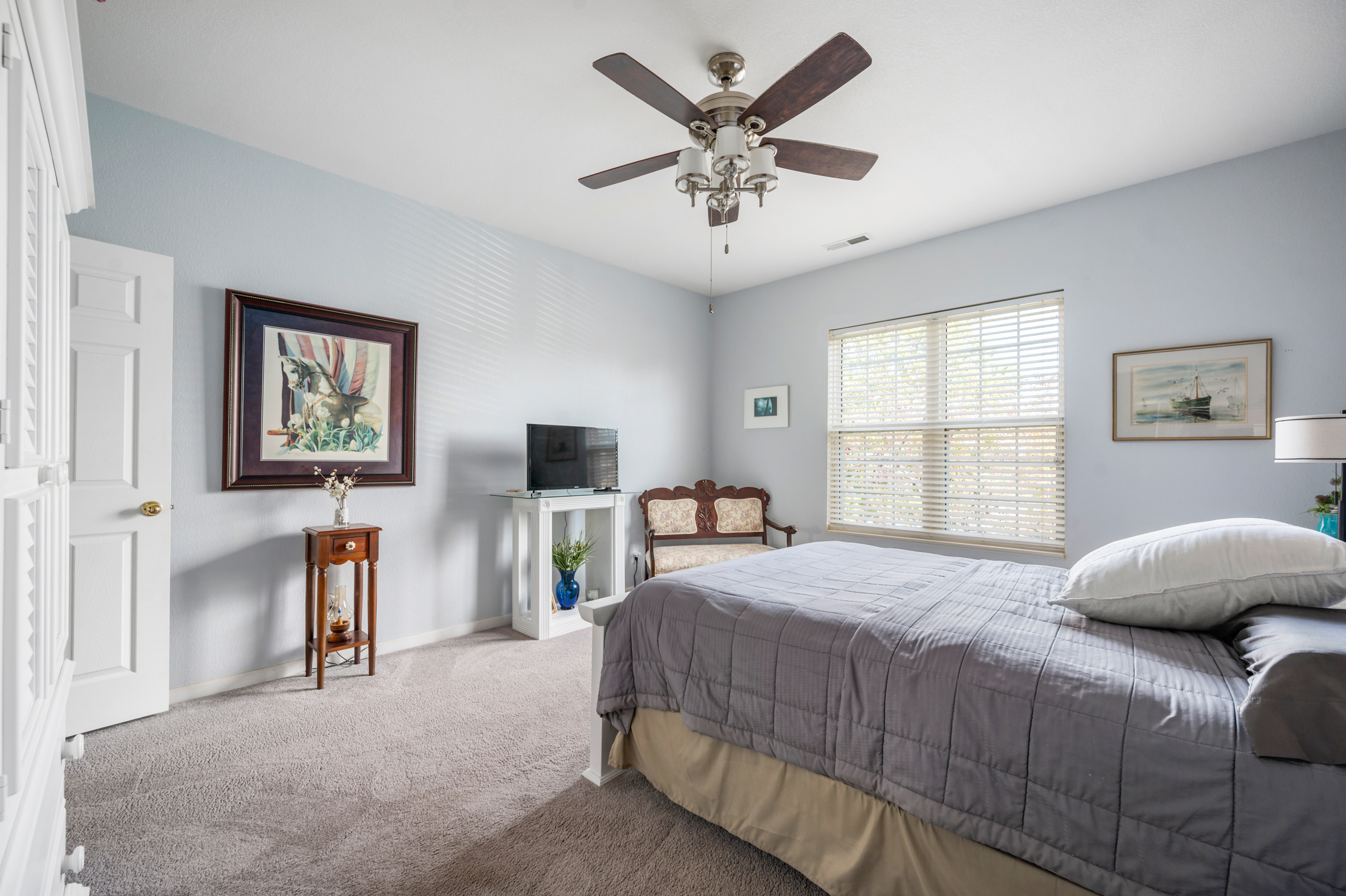 15570 Clearbrook Street