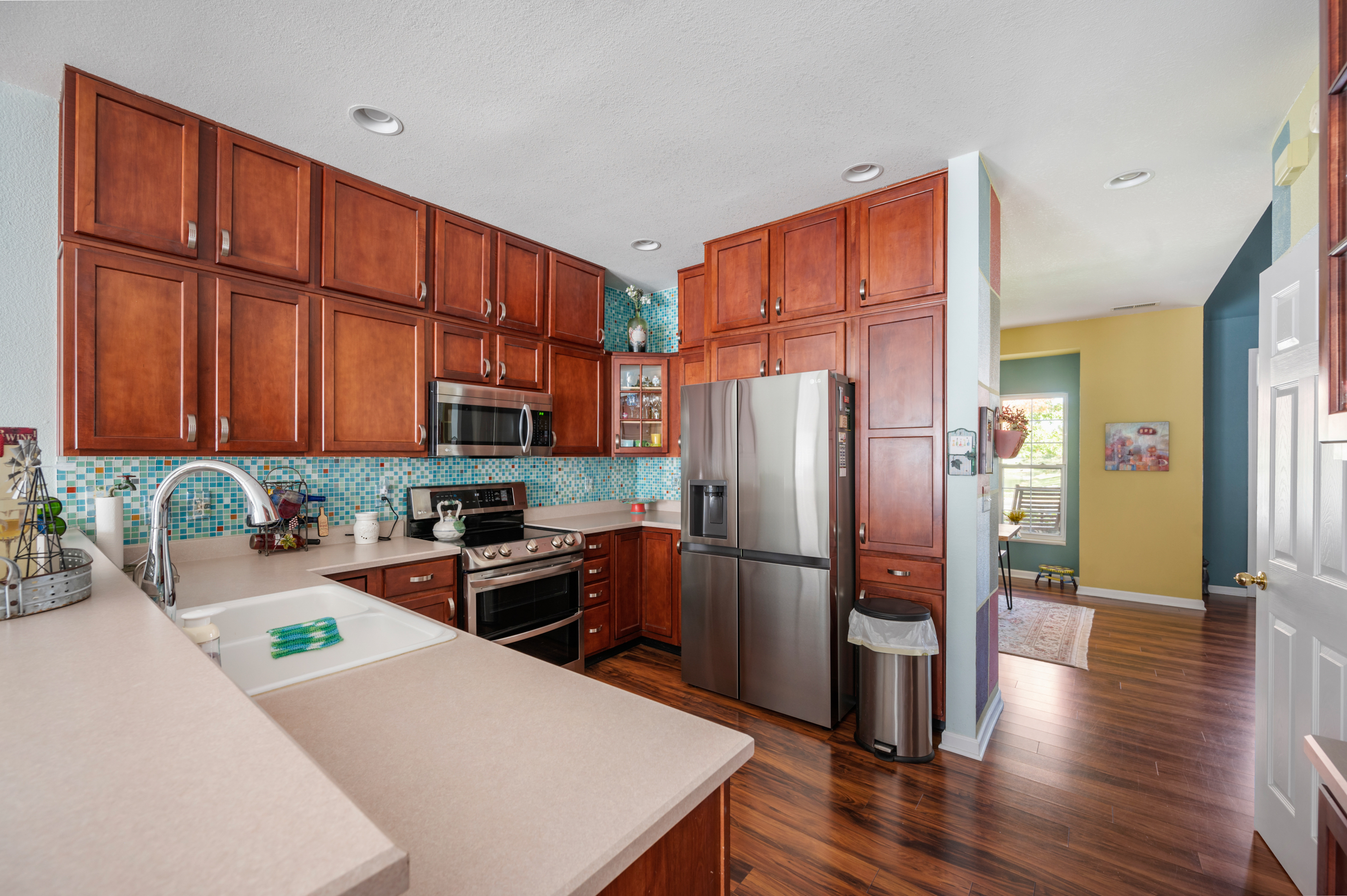 15570 Clearbrook Street