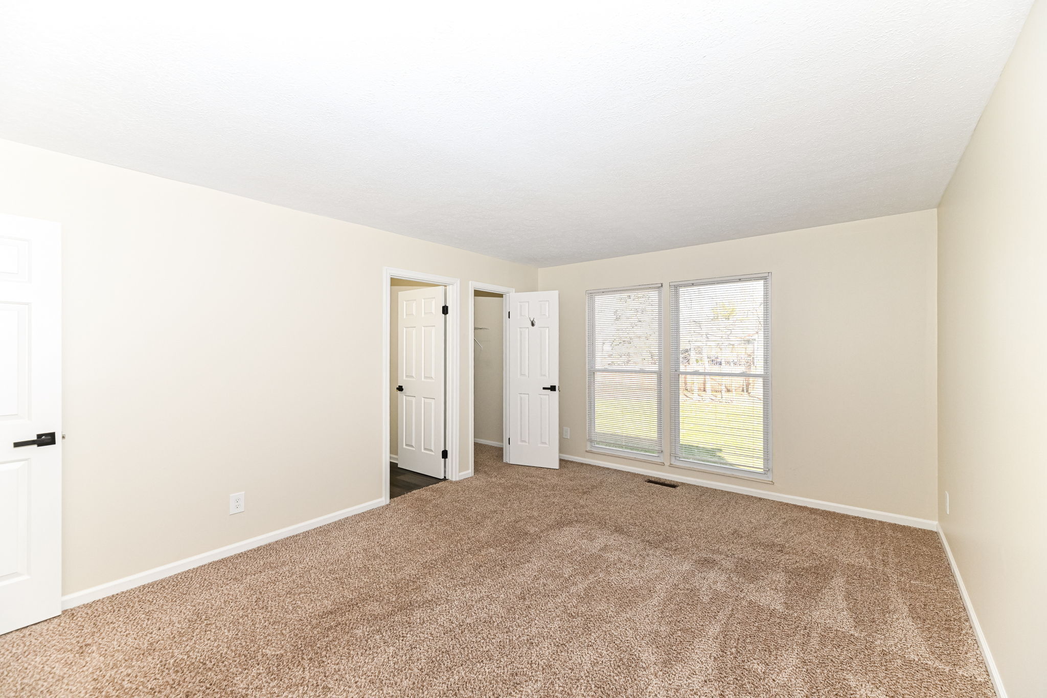 8079 Cardinal Cove E