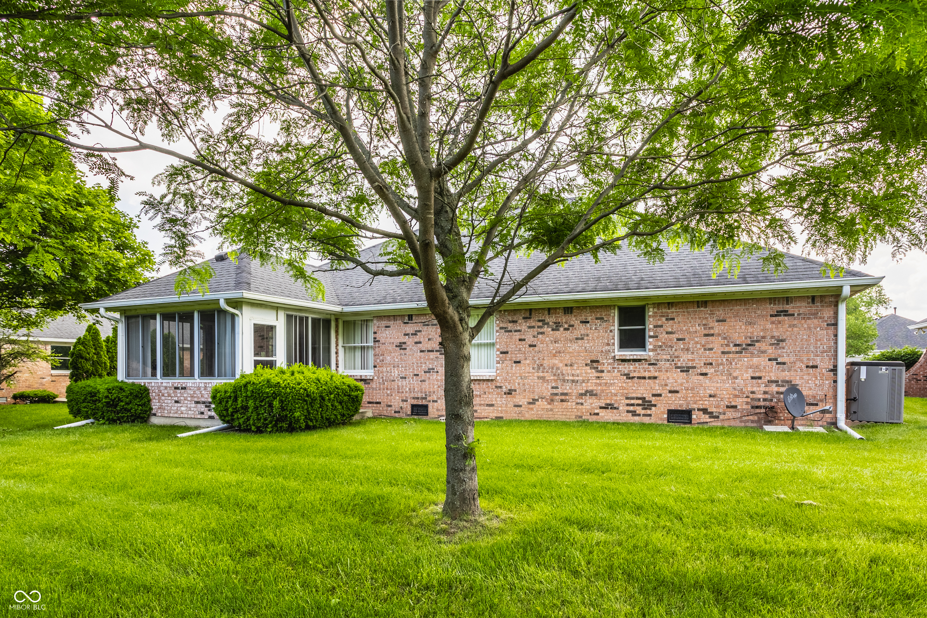 1340 Holiday Lane E Unit: 33