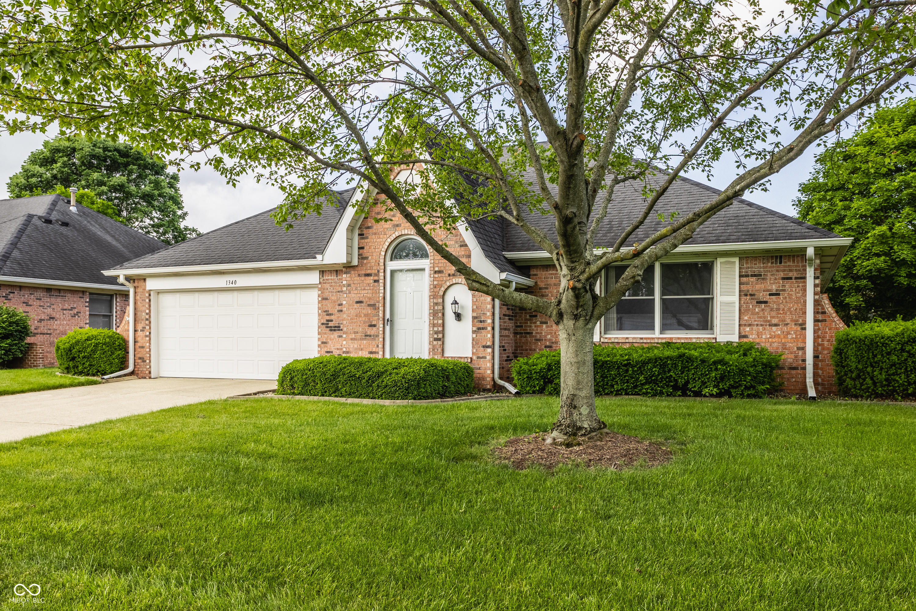 1340 Holiday Lane E Unit: 33