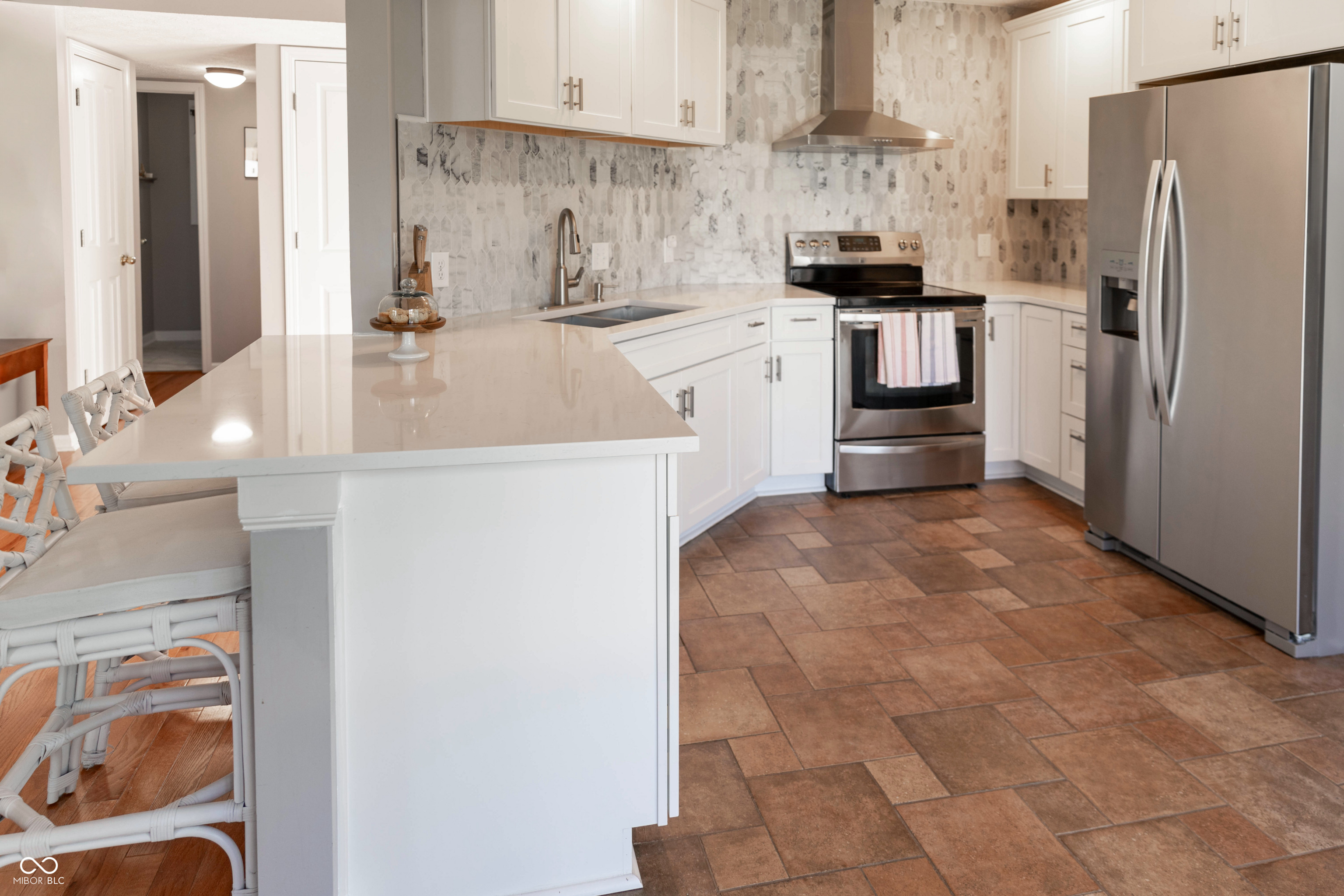 1050 Spanish Lake Drive