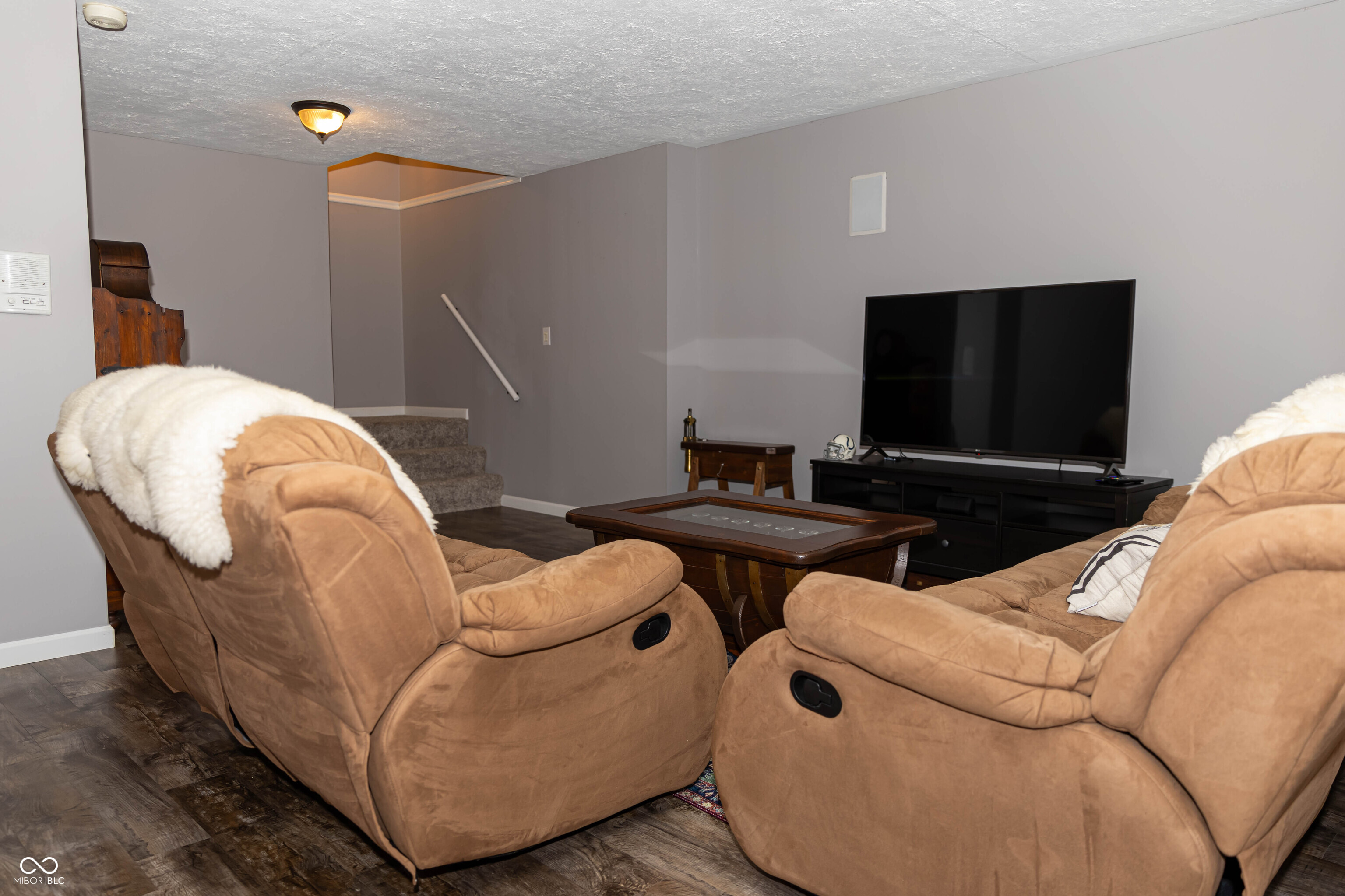 1050 Spanish Lake Drive