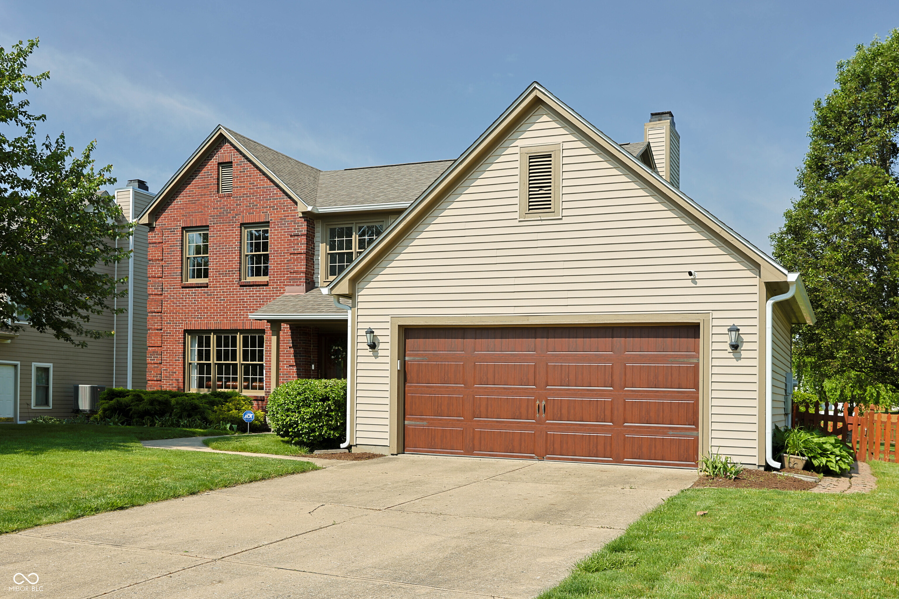 1050 Spanish Lake Drive