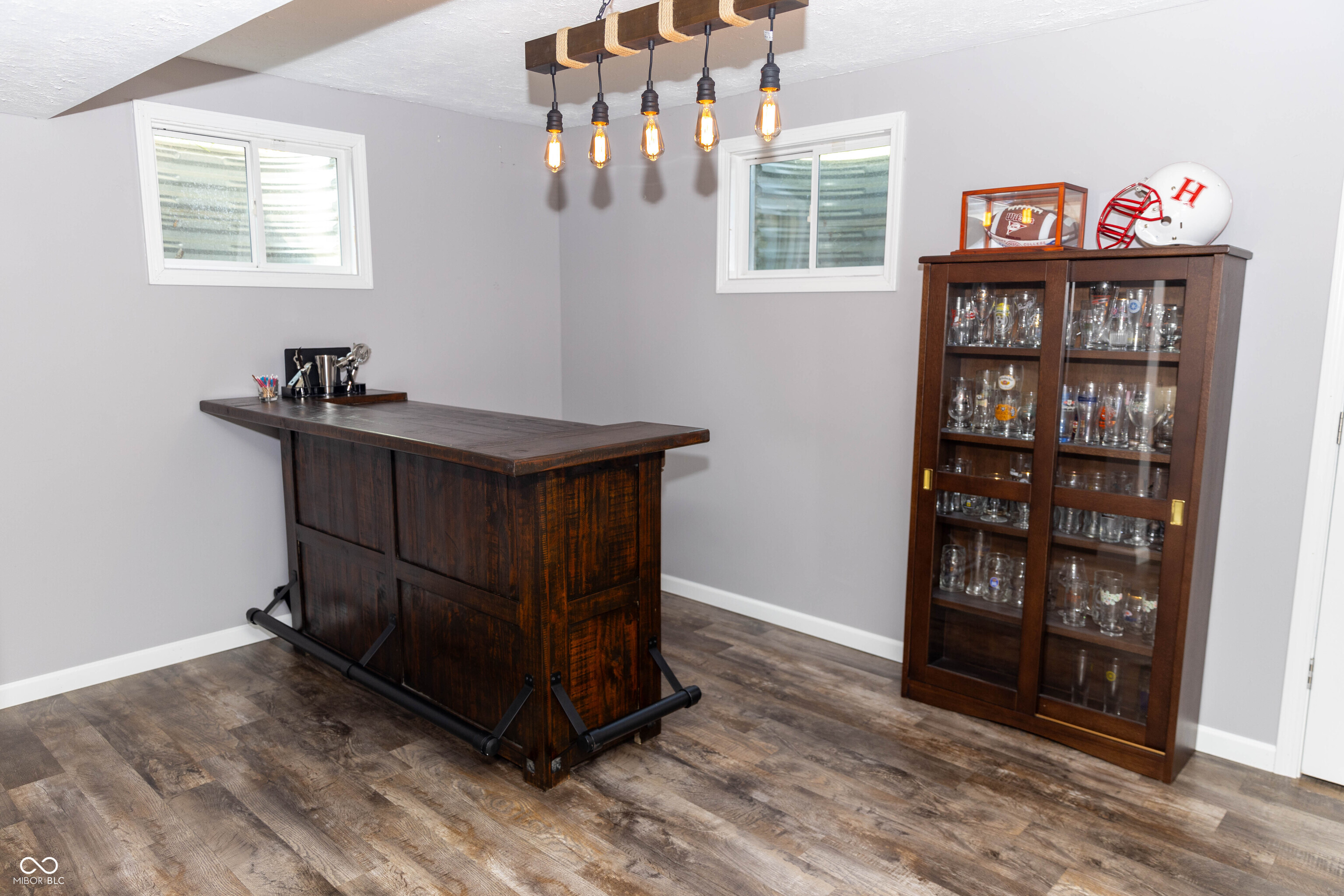 1050 Spanish Lake Drive