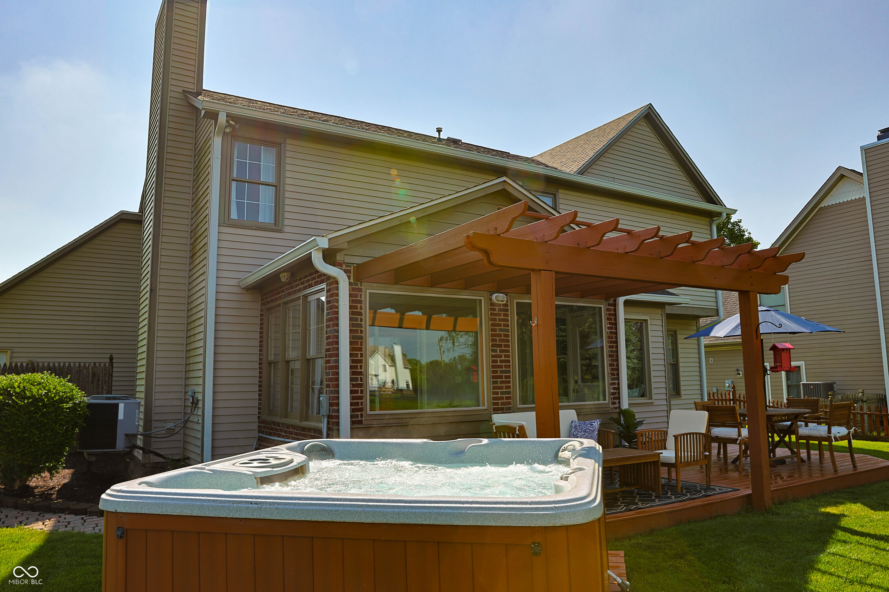 1050 Spanish Lake Drive