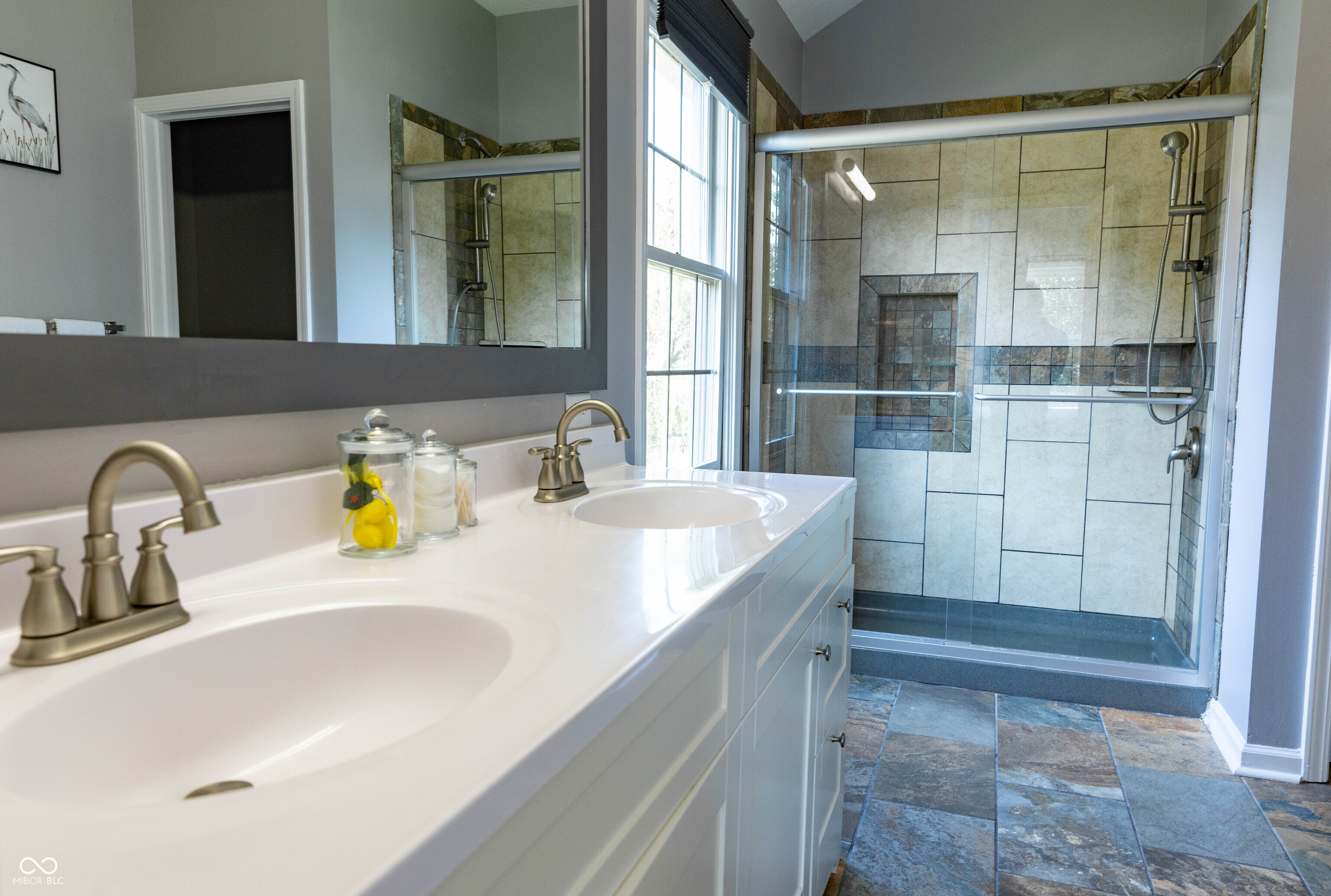 1050 Spanish Lake Drive