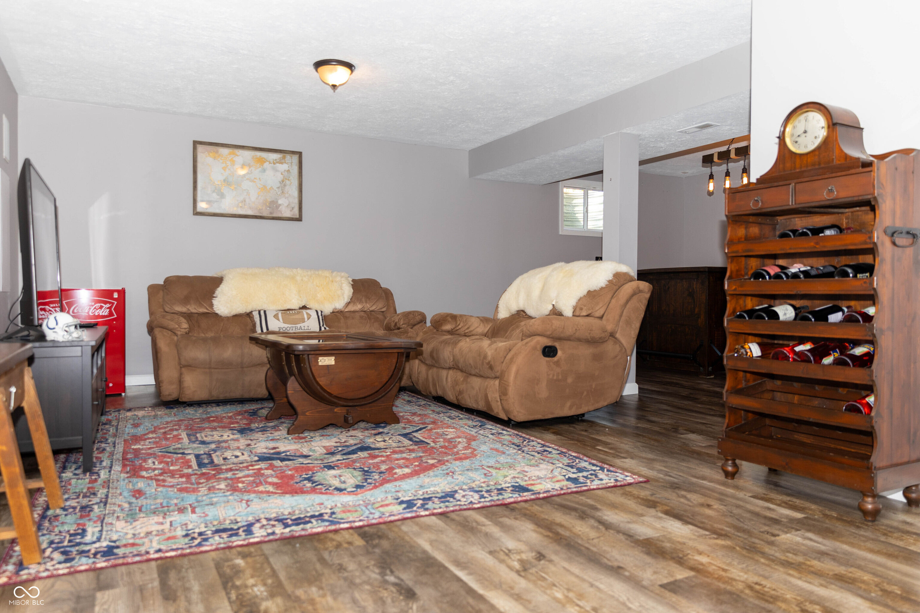 1050 Spanish Lake Drive