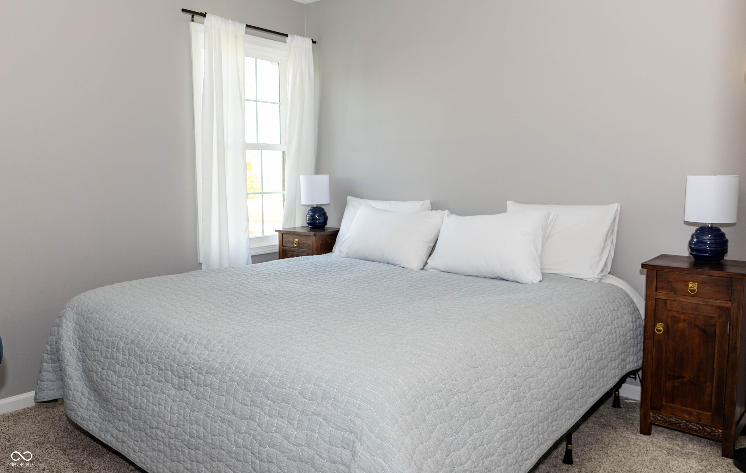 1050 Spanish Lake Drive